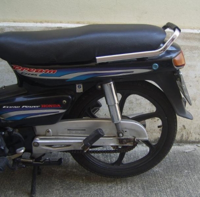 ขายHonda Dream 100cc. สตาร์ทมือ  จดทะเบียน 40  พรบ.หมด พ.ย.56