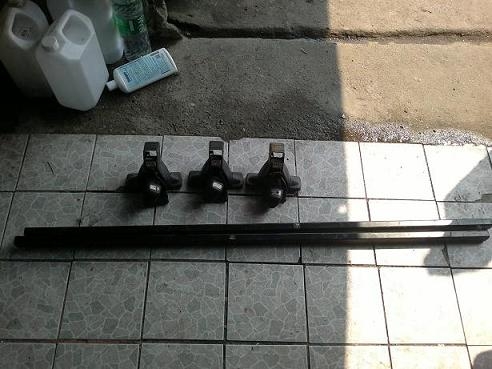 ขายแล็ค หลังคา 1500 ครับ ซื้อมา3000 ทำขาหายไปเลยขายขาดทุน