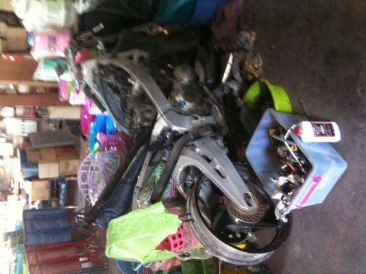 ขายซากgsxr 400 r 5ไม่มีงบทำถูกมาก 7000ต่อลองได้