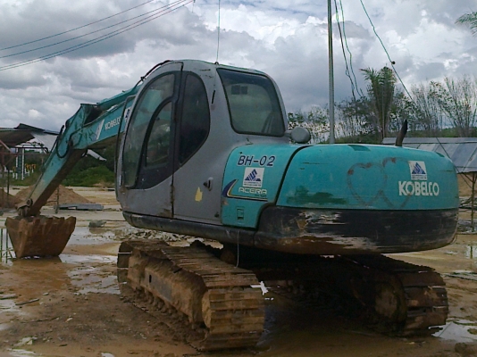 SK100-5 เครื่องพัง ขายตามสภาพ มึเอกสารครบ(ฝาข้างมีครบ)