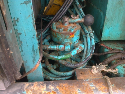 SK100-5 เครื่องพัง ขายตามสภาพ มึเอกสารครบ(ฝาข้างมีครบ)