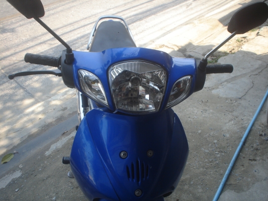 วันนี้ลดให้HONDA   สด  สวย  เครื่องดีมากๆ  สีสวยๆ ขายถูก18500บาท