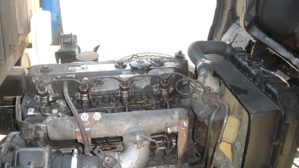 ISUZU NKR 100แรง พื้นเลียบ ดาวน์45000ผ่อน7500/48เดือน