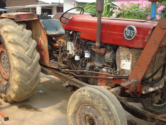 รถแมสซี่165 สเปเชี่ยน พร้อมใบดัน และผาน รถแมสซี่165 สเปเชี่ยน พร้อมใบดัน และผาน