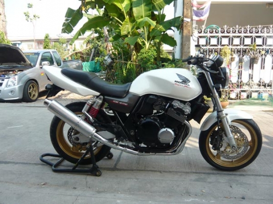 วุฒินนบุรี// CB400cc. เทค2ปี2002รถสวยเดิมเครื่องดีขับนิ่มรถพร้อมใช้
