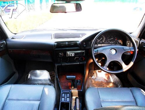 BMW E34 525i ปี92 เครื่องเดิมหัวฉีด  สีสวย ขายถูก พร้อมโอน