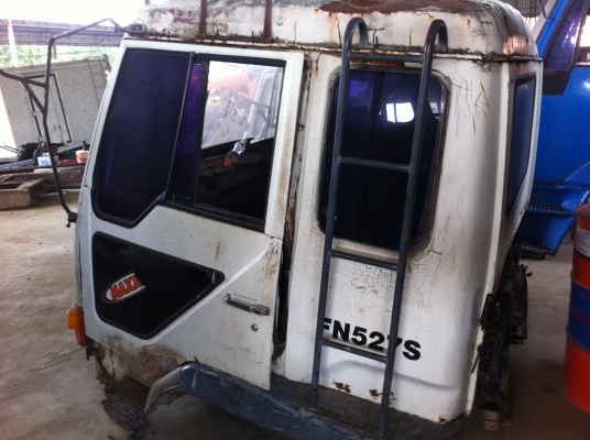 ขายหัวเก๋ง 10 ล้อ มิตซู FUSO สภาพสวย พร้อมใช้ ราคาต่อรอง