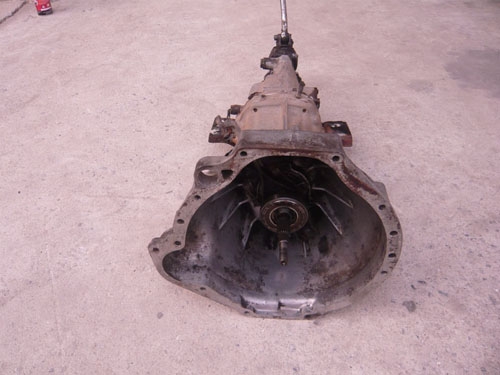 ขายเกียร์ธรรมดา 5 สปีดใส่เครื่องนิสสัน A12  A14  A15  3950 บาท