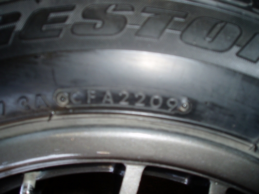 ขายล้อแม็กขอบ15พร้อมยางถูกๆ ขายล้อแม็กขอบ15พร้อมยางถูกๆ