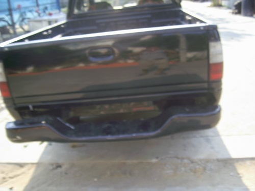 ISUZU 4WD เดิม ๆ พร้อมใช้งาน