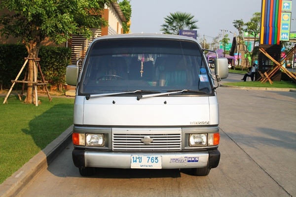 ขายรถตู้ NISSAN URVAN พร้อมใช้งาน