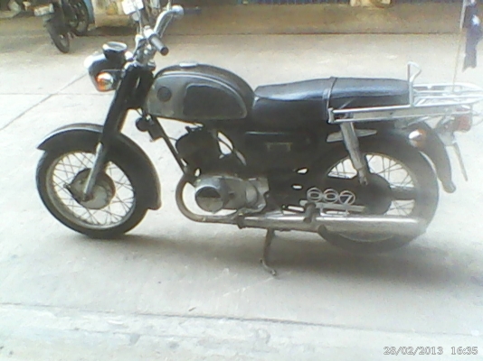 ขาย  k 125 m 2 สภาพ ดี เครื่องดี สตาร์ท มือ ระบบ ไฟไหม่ ขี่ ได้ ภาษี  ขาด ปี57 พร้อม โอน สน ไจ ติด ต่อ สอบถาม 086-3314540v