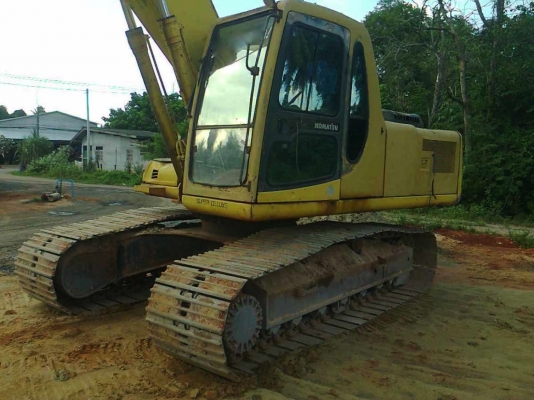 รถแบคโฮ KOMATSU  200 - 6   สนใจติดต่อ 081 - 6079515
