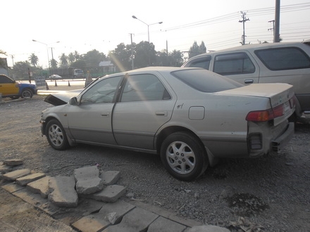 ขายซากคัมรี่140,000บ