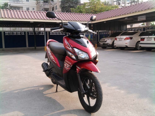 ขออนุญาติขาย  Honda Click Combi Brake มือเดียว สีแดง ล้อแม็ก