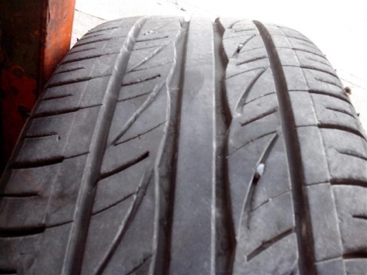 ขายยางบริสโตน 195 60 14 ดอกหนา 4 เส้น ชุดเดียวกัน