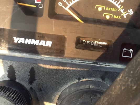 ยันร์ม่า EF 453 T 4 WD 2 เพลา พร้อมโรตารี่ 1.80 เมตร ทำงาน 1056 ชั่วโมง