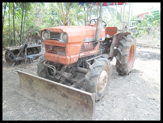 รถไถคูโบต้า 26 แรง 2เพลา สภาพดี น่าใช้