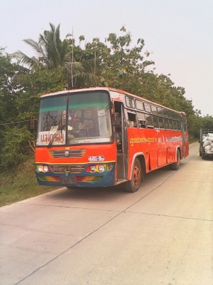 ขายรถบัสใหญ่ยาว 12 เมตร ขายรถบัสใหญ่ยาว 12 เมตร