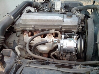 6ล้อ NPR 150HPยาว5ม.NGVมี2คันT. 089-1277731