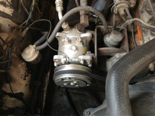 ขาย ke สภาพเดิมเครื่องดี แอร์เย็นสมบูรณ์มาก เข้ามาชมก่อนได้ครับ สนใจติดต่อ 087-1640465 หยงครับ