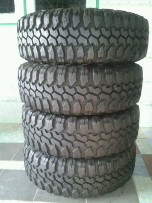 ขาย ยางMud 265/75R16ปี11สวยๆครับ