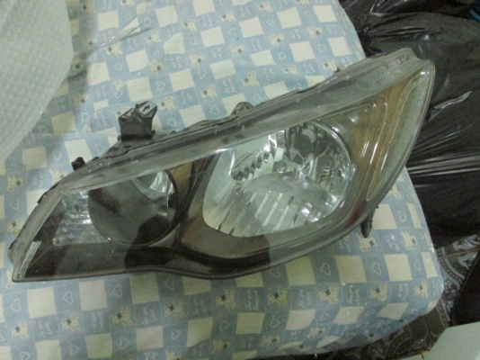 ขาย เสื้อไฟหน้าซ้าย (LH) HONDA CIVIC1.8 โฉม 05-08 แท้ถอด ขาย เสื้อไฟหน้าซ้าย (LH) HONDA CIVIC1.8 โฉม 05-08 แท้ถอด