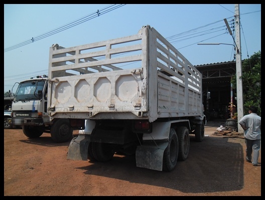 สิบล้อฮีโน่ KT 925 เพลาเดียวดั้ม สภาพสวยๆ