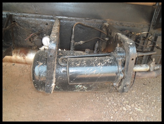 สิบล้อฮีโน่ KT 925 เพลาเดียวดั้ม สภาพสวยๆ