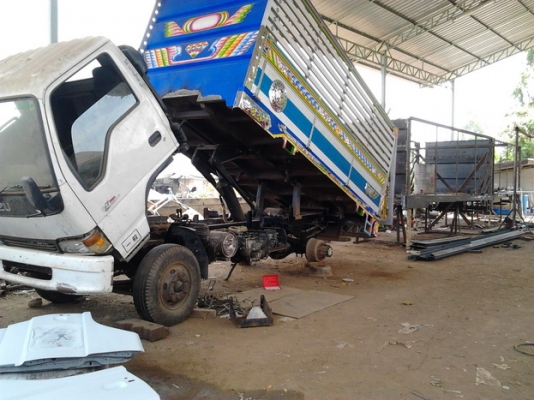 "อู่ ธีระการช่าง" เปิดรับสมัคร ช่าง เครื่อง,ช่วงล่าง,เชื่อม ฯลฯ รายได้ดี 300ถึง400 บาท ต่อวัน ตัดวีค15วัน 1วีค ไม่ขาดงาน/วันอาทิตย์ไม่หยุด มีพิเศษ ให้ เต็มๆ สมัครด่วน วันนี้ ...