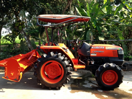 ขายด่วนรถไถคูโบต้าL3408Diพร้อมโลเตอร์ลี่รถสภาพสวยมากพร้อมใช้เครื่องแน่น ขายด่วนรถไถคูโบต้าL3408Diพร้อมโลเตอร์ลี่รถสภาพสวยมากพร้อมใช้เครื่องแน่น