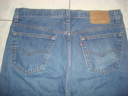 # 8516 # ยีนส์ Levi's 501 ผ้าทราย ของแท้ มือสอง เอว 36 ยาว 29 ตะเข็บสวยๆ made in usa