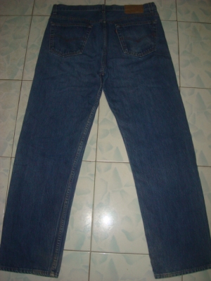 # 8516 # ยีนส์ Levi's 501 ผ้าทราย ของแท้ มือสอง เอว 36 ยาว 29 ตะเข็บสวยๆ made in usa