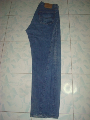 # 8516 # ยีนส์ Levi's 501 ผ้าทราย ของแท้ มือสอง เอว 36 ยาว 29 ตะเข็บสวยๆ made in usa