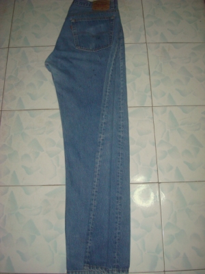 # 8501 # ยีนส์ Levi's 501 ผ้าทราย ของแท้ มือสอง เอว 37 ยาว 31 แป๊กเงิน ตะเข็บสวยๆ made in usa