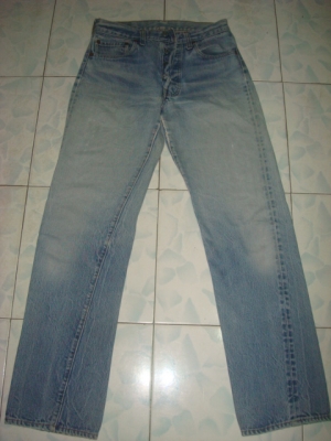 ริมแดง 501 ผ้าทราย ของแท้ มือสอง เอว29นิ้วครึ่ง ยาว29