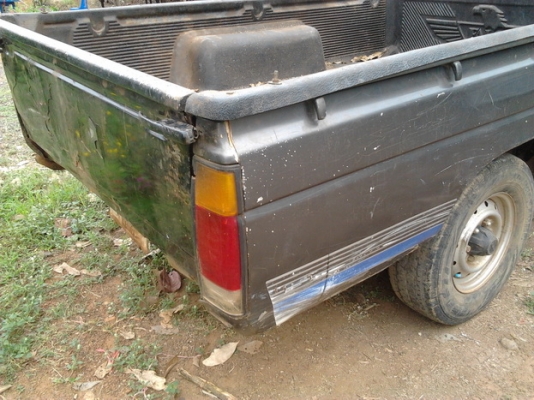 ***ขายแล้วครับขอบคุณ Truck2hand *** ขายดาวน์ เปลี่ยนสัญญา BIG-M 2.5 ตอนเดียว ปี 36 ฝาแดง BD2.5 แห้งจัด ประหยัดแรง ช่วงล่างคัสซีสวย ไม่ส่ายไม่เลื้อย ยางดี กระบะมีผบ้าง ภายในดี แอร์เย็น พ.ไม่เวอร์ เบาะไม่ขาดพร้อมใช้  ต่อรองเงินดาวน์ได้ครับ