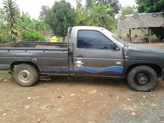 ***ขายแล้วครับขอบคุณ Truck2hand *** ขายดาวน์ เปลี่ยนสัญญา BIG-M 2.5 ตอนเดียว ปี 36 ฝาแดง BD2.5 แห้งจัด ประหยัดแรง ช่วงล่างคัสซีสวย ไม่ส่ายไม่เลื้อย ยางดี กระบะมีผบ้าง ภายในดี แอร์เย็น พ.ไม่เวอร์ เบาะไม่ขาดพร้อมใช้  ต่อรองเงินดาวน์ได้ครับ