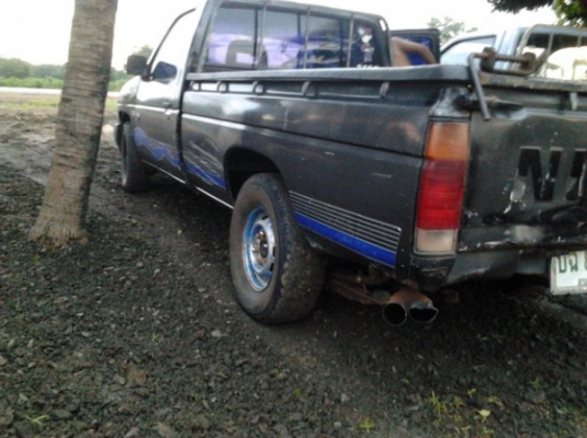 ***ขายแล้วครับขอบคุณ Truck2hand *** ขายดาวน์ เปลี่ยนสัญญา BIG-M 2.5 ตอนเดียว ปี 36 ฝาแดง BD2.5 แห้งจัด ประหยัดแรง ช่วงล่างคัสซีสวย ไม่ส่ายไม่เลื้อย ยางดี กระบะมีผบ้าง ภายในดี แอร์เย็น พ.ไม่เวอร์ เบาะไม่ขาดพร้อมใช้  ต่อรองเงินดาวน์ได้ครับ