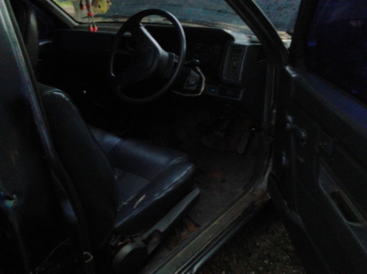 ***ขายแล้วครับขอบคุณ Truck2hand *** ขายดาวน์ เปลี่ยนสัญญา BIG-M 2.5 ตอนเดียว ปี 36 ฝาแดง BD2.5 แห้งจัด ประหยัดแรง ช่วงล่างคัสซีสวย ไม่ส่ายไม่เลื้อย ยางดี กระบะมีผบ้าง ภายในดี แอร์เย็น พ.ไม่เวอร์ เบาะไม่ขาดพร้อมใช้  ต่อรองเงินดาวน์ได้ครับ