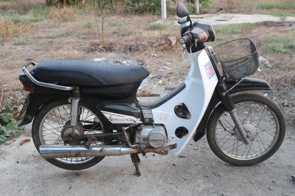 ขายดรีมคุรุสีดำใหม่ เครื่องดีทะเบียนโอนภาษีไม่ขาดต่อ