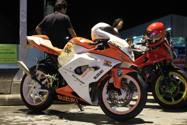 ขายแฟริ้งgsxr1000 ราคา 6500