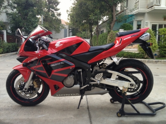 ขาย  CBR600 rr ปี 2004 ทะเบียนแท้ พร้อมโอน ขาย 275,000 บาท