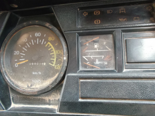 ขายด่วนรถ6ล้อHINOKM505เครื่องWO4D117แรงม้า