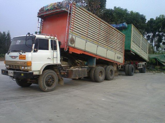 ขาย ฮีโน่ SUMO 227 เครื่องเดิม, เกียร์เดิม, คัสซีสวย ( พ่วง 18 ล้อดั๊ม )