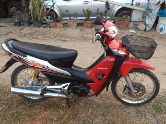 ขายฮอนด้าเวฟ รถบ้าน ราคาสุดท้าย 15,500 ราคาสุดท้ายแล้ว