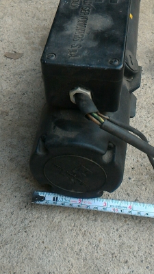 มอเตอร์DCเซอร์โว พร้อมเบรคในตัว ยี่ห้อ ABB 12-120 V. 80 A. แกนเพลาโตประมาณ 25 มม. ต่อใข้งานหมุน ซ้าย-ขวา ได้เลย