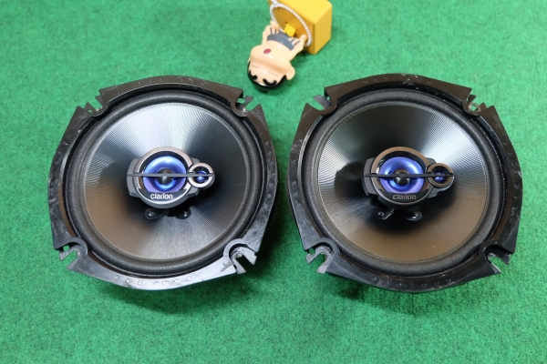 ลำโพง Clarion รุ่น SRT1733 ลำโพงแกนร่วม 3 ทาง ขนาด 6.5" กรวยโพลี