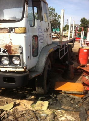 ขาย jcm  พร้อม เฮียบ ferari -087 (3.5 ตัน)