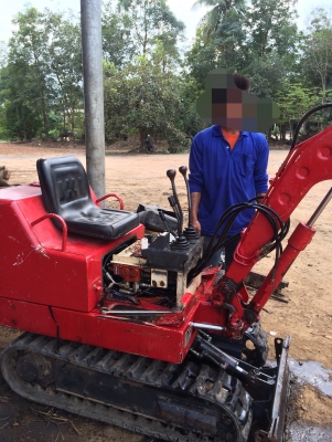 ขายแม็คโค รถตักเล็ก